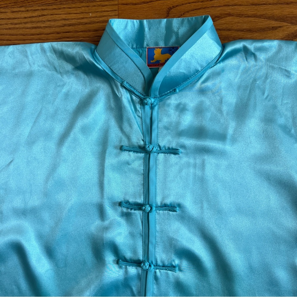 Turquoise Satin Kung Fu / Martial Arts Set – Men’s L / Unisex – Like New - Picture 5 of 7
